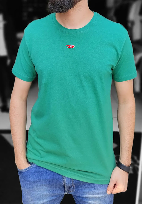 Camiseta Masculina Prada Básica Logo Centralizado Preta (Cotton Pima)