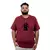 Camiseta masculina plus size com estampa de Deadpool em fundo vermelho.