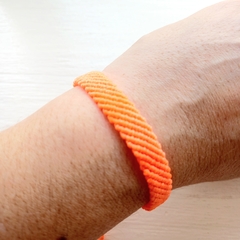 Pulseras de hilo anchas - comprar online