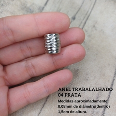 Anel trabalhado 04