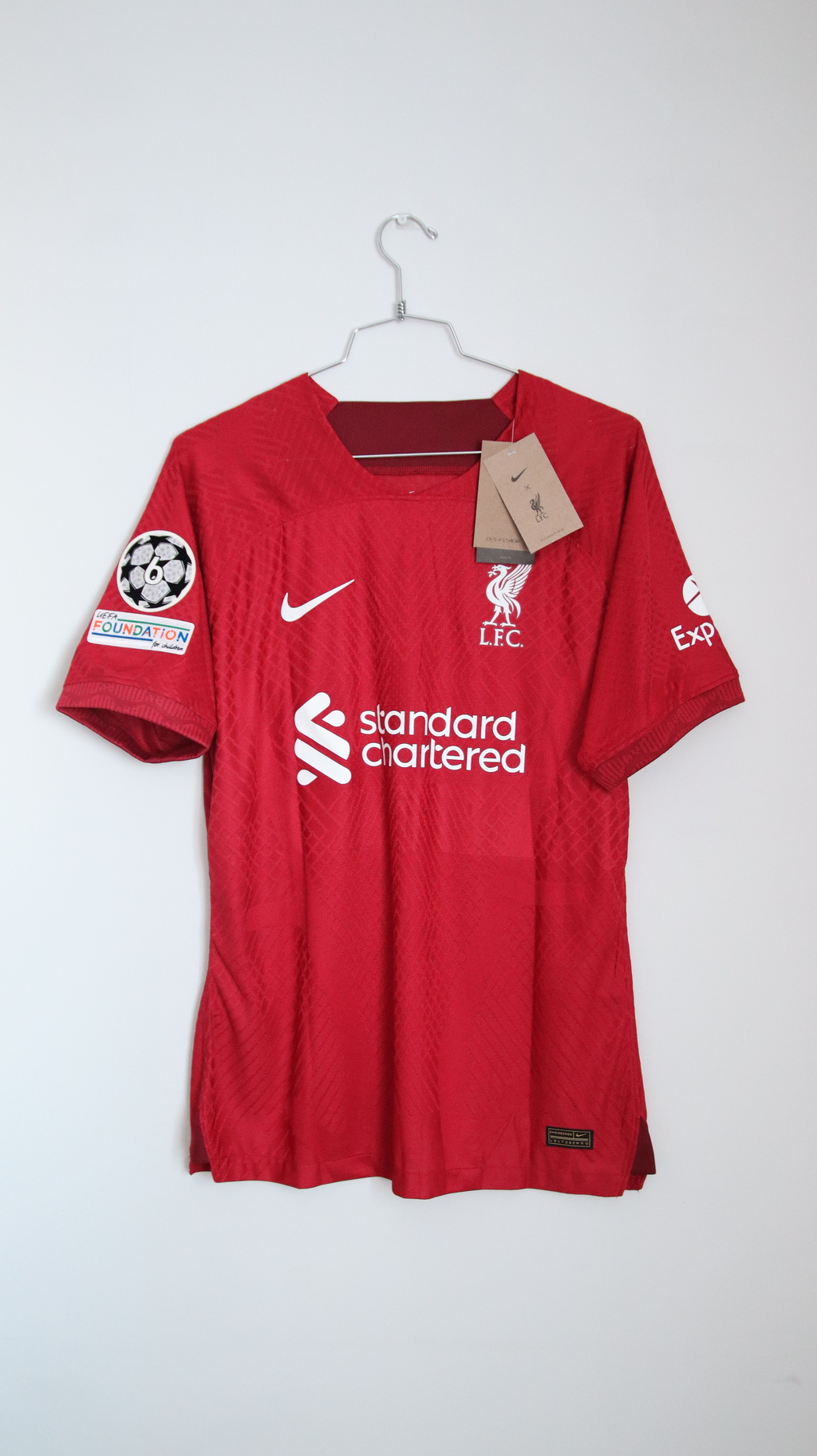 camiseta-liverpool-luis-diaz-local-22-23