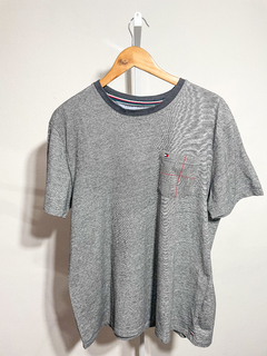 T-SHIRT TOMMY HILFIGER / TAMANHO G