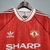 Camisa Manchester United Home Retrô 90/92 Torcedor Adidas Masculina - Vermelha. Inspirada na temporada 90/92, traz o design clássico em vermelho, com detalhes e logotipo histórico. Fabricada pela Adidas, oferece estilo e conforto. Reviva momentos incrívei