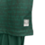 kit-infantil-fluminense-edicao-especial-23-24-umbro-verde-com-detalhes-em-rosa