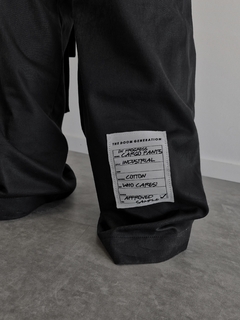 Convertible cargo pants "INDUSTRIAL" on internet