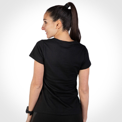 REMERA MUJER PROFILE / NEGRA en internet