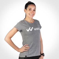 REMERA MUJER WEIS LOGO / GRIS en internet