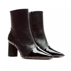 Bota Couro Preto Cano Curto Cecconello 2144001-2