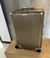 Mala Rimowa Cabin - titanium / dourada - GS All Brand