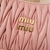 Bolsa MIU MIU Wander hobo matelasse - rosa - comprar online