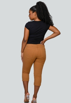 Calça Feminina Capri Algodão Elastano Caramelo4