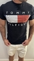 T-Shirt Tommy Hilfiger Estampa na internet