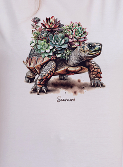 T-shirt Turtle feminina - branca na internet