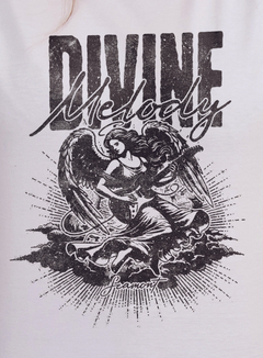 T-shirt Divine Melody feminina - branca na internet