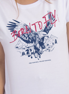 T-shirt Born To Fly feminina - branca - comprar online