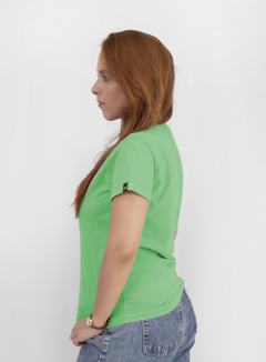 T-shirt ESTONADA feminina - verde flúor - comprar online