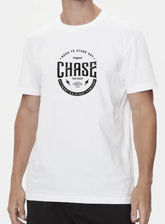 Camiseta masculina branca com estampa "Chase Your Dream". #Streetwear