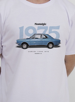 Camiseta Nostalgia Corcel masculina - branca - comprar online