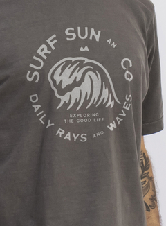 Camiseta Surf Sun masculina - estonada chumbo - comprar online