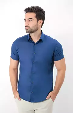 Camisa Manga Curta Slim Fit Básica - loja online