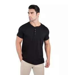 Camiseta Henley em Algodão Egípcio