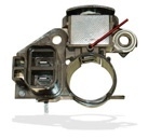 Regulador para alternador Mitsubishi y Nissan, modelo 0136231, diseñado para vehículos de 65-90 amperios.