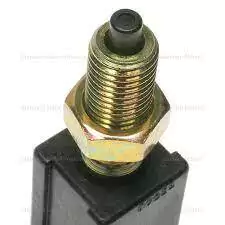 0140197 INTERRUPTOR FRENO AUTOMOTRIZ NISSAN SENTRA TSURU - comprar en línea