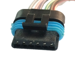 Conector módulo DIS con múltiples vías y cables de colores.