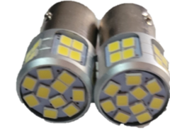 0800411 FOCO 1034,1157, 30 LED CON CHIP CANBUS 12/24V BLANCO 2 POLOS DISPAREJOS MARCHA ITALIO TURBO