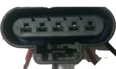 Conector electrónico de 10 terminales para vehículos Chevrolet, visto desde un ángulo frontal.