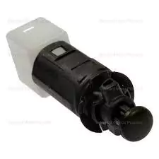 2484604 INTERRUPTOR FRENO AUTOMOTRIZ NISSAN PLATIA,CLIO,KANGOO, en internet