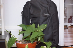 Mochila Targus Intellect Essential 15.6" - $60000.- - comprar online