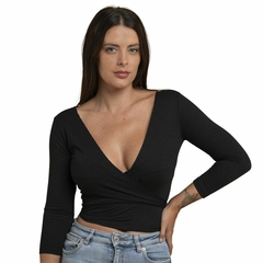 Blusa Transpassada Cropped Envelope Canelada Multiuso Slim Preta