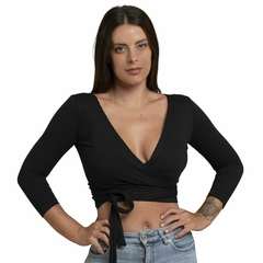 Blusa Transpassada Cropped Envelope Canelada Multiuso Slim Preta na internet