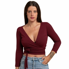 Blusa Transpassada Cropped Envelope Canelada Multiuso Slim Vinho na internet