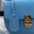 Bolsa Couro Azul Céu De Mão Estruturada Alça Correntes Vivi Hendy Bag