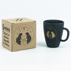 JARRO MUG VIDRIO SIGNOS ZODIACO NEGRO EN CAJA