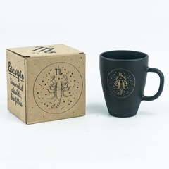 Imagen de JARRO MUG VIDRIO SIGNOS ZODIACO NEGRO EN CAJA