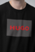 Sueter Negro Hugo estampado negro - rojo en internet