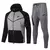 conjunto-tech-fleece-nike-cinza-com-bolso-preto