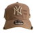 Boné New York Yankees II MARRON e MARRON - comprar online