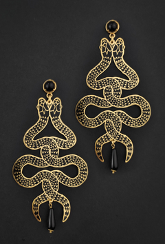Big water snakes earrings on internet