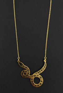 Mini snake necklace