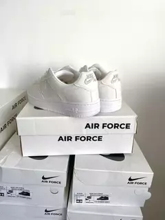 NIKE PREMIUM TOTAL WHITE