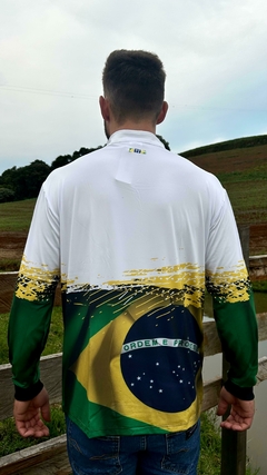 CAMISA TÉRMICA DE PROTEÇÃO SOLAR UV50+ BRASIL BRANCA REF. 0648 - loja online