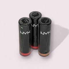 Labial LIP SMACKING FUN COLORS NYX