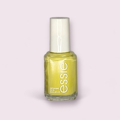 Pinturas de uñas Essie en internet