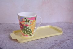 SET TAZA CONICA MODERNA + BANDEJA CHICA