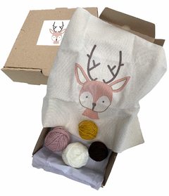 DEER EMBROIDERY KIT | 30x30 CM