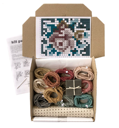 Cross stitch embroidery kit - Retro design